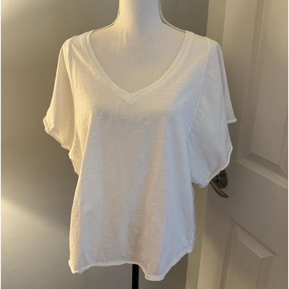 Mustard Seed Top White Oversized Flowy Size M - Picture 1 of 8